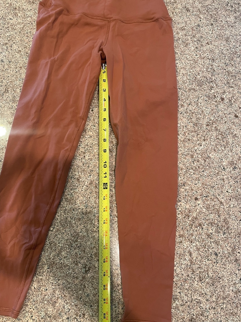 ALO Yoga High-Rise Leggings in Terracotta